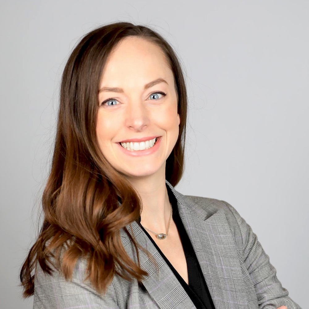 Meet your Posher, Crystal